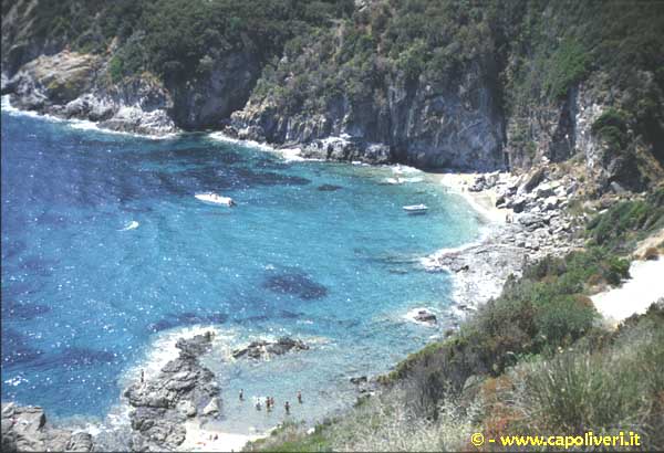 Spiaggia di Stagnone, uno splendido mare turchese